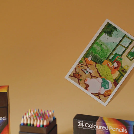 Premium Colored Pencil Set Product Presentation and Packaging